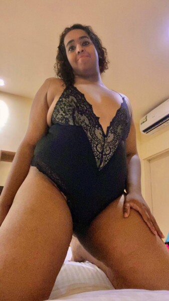Sissy Bimbo Pan Ass